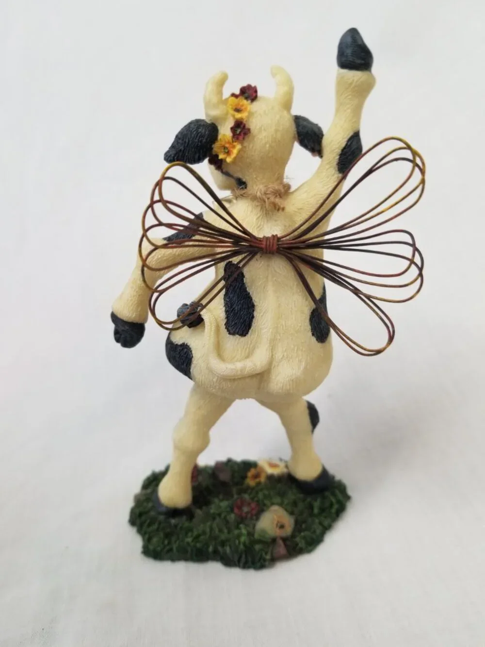 Boyds Bears and Friends Holy Cow DISCO 1st Edition #645 Bobble Cow Angel 2003